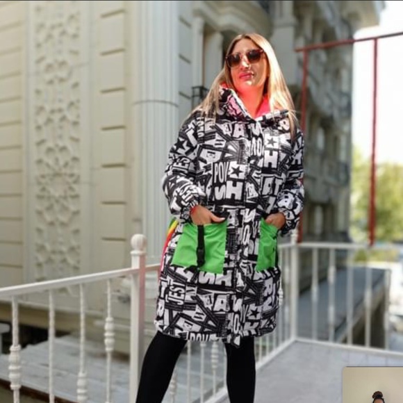 New NWT Winter zippered jacket with hood and embellished woman face size L - Picture 13 of 15